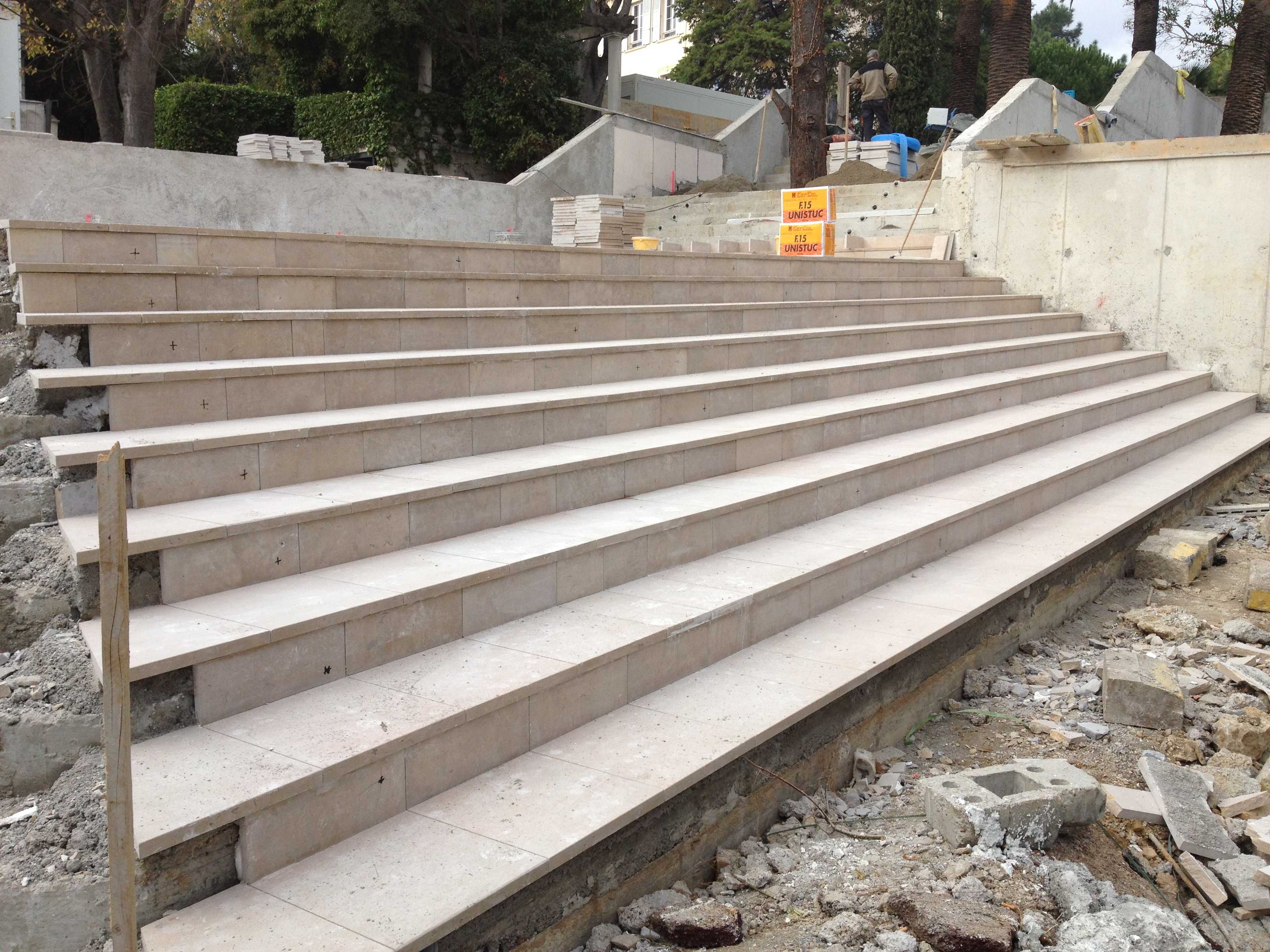 escalier en castella beige