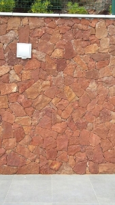 Habillage de mur en parements pierre "Estérel"