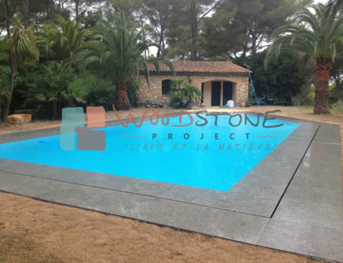 Réalisation d’une double margelle de piscine avec bord miroir