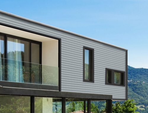 Réalisation d’un bardage composite gris clair