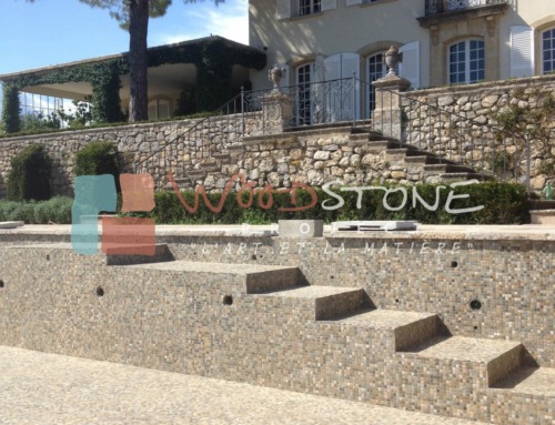 Réalisation d’un bassin de piscine en mosaïque de quartzite