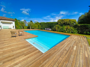 habillage contour de piscine