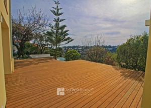 Réalisation d'une terrasse en Pin Laricio